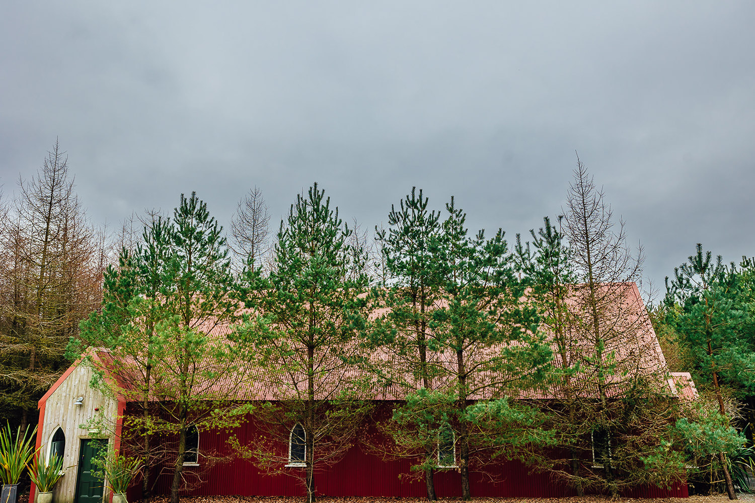 A tin Chapel at Mound Druid wedding venue